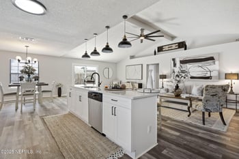 2987 Quapaw Trl, Middleburg, FL 32068