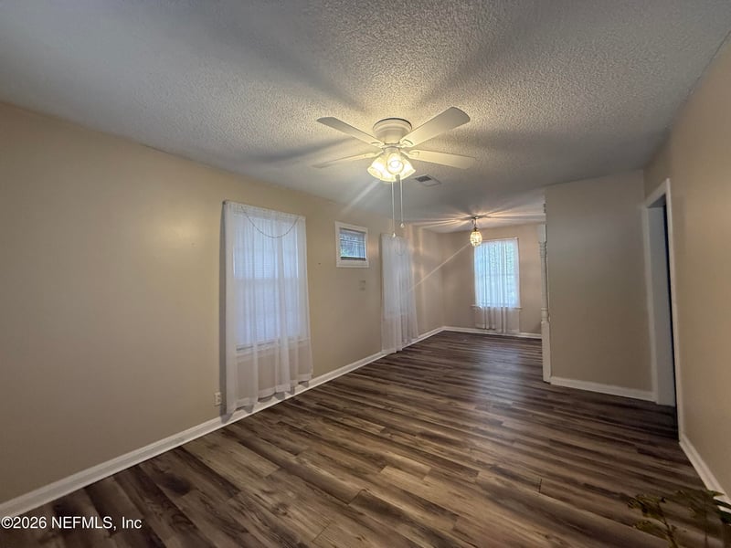 250 48th St, Jacksonville, FL 32208