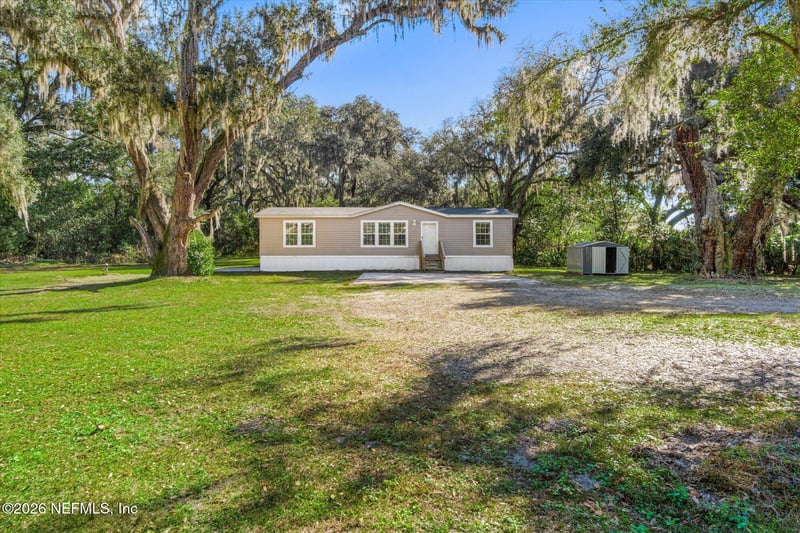 130 Sisco Rd, Pomona Park, FL 32181