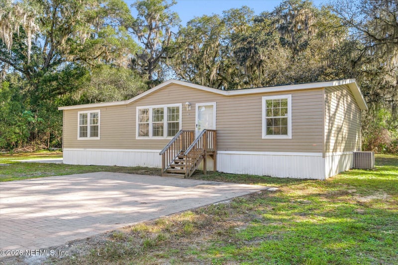 130 Sisco Rd, Pomona Park, FL 32181