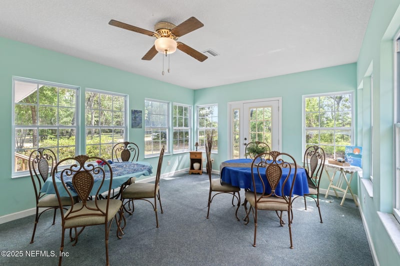 5398 Laurie Ln, Middleburg, FL 32068