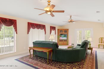 5398 Laurie Ln, Middleburg, FL 32068