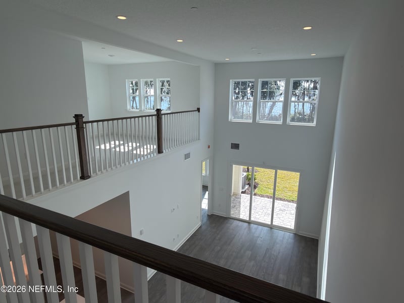 375 Oakmoss Dr, St Johns, FL 32259
