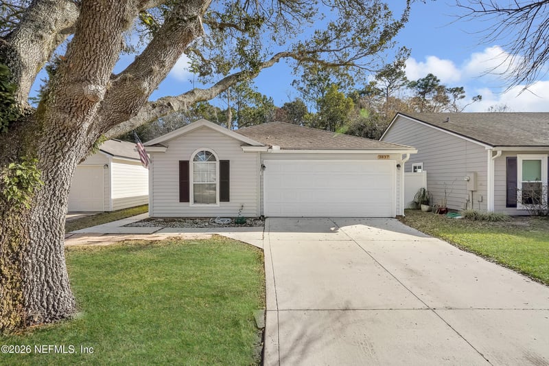 3837 Autumn Leaf Ct, Jacksonville, FL 32246