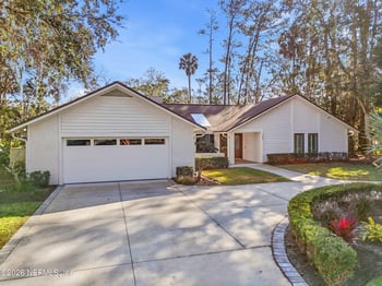 121 Nandina Cir, Ponte Vedra Beach, FL 32082