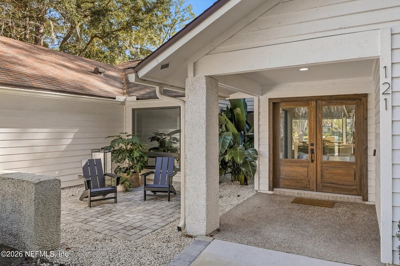 121 Nandina Cir, Ponte Vedra Beach, FL 32082