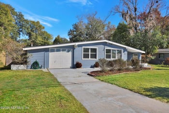 7845 Napo Dr, Jacksonville, FL 32217