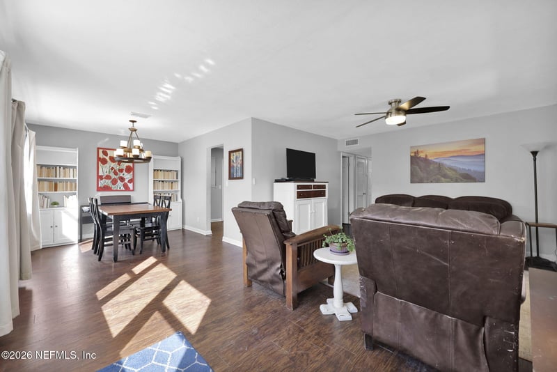 7845 Napo Dr, Jacksonville, FL 32217