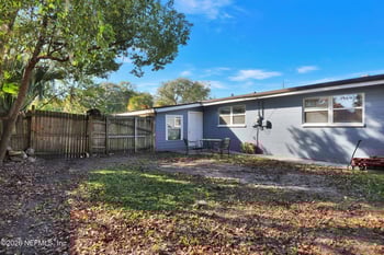 7845 Napo Dr, Jacksonville, FL 32217