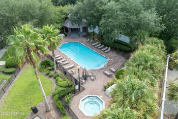 10096 Ecton Ln, Jacksonville, FL 32246