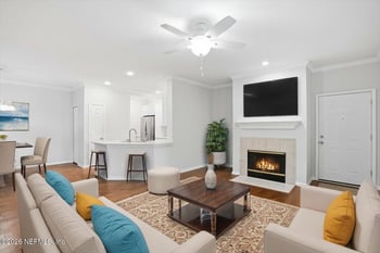 13727 Richmond Park Dr #204, Jacksonville, FL 32224