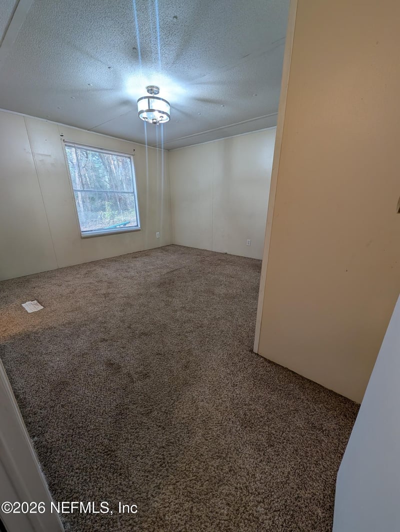 610 Evans Ave, Interlachen, FL 32148