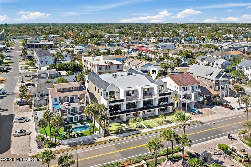 1318 1st St, Jacksonville Beach, FL 32250