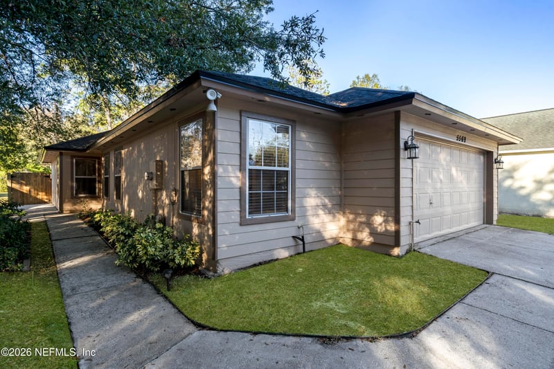 5569 Oak Crossing Dr, Jacksonville, FL 32244