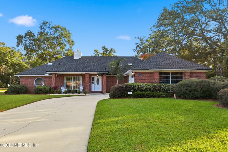 1904 St Marys Ct, Jacksonville, FL 32223