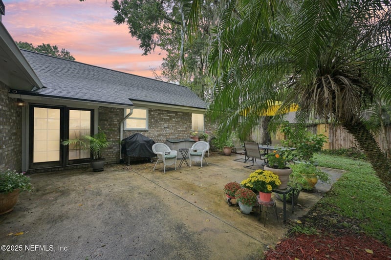 1484 Gladiolus Ave, Orange Park, FL 32073