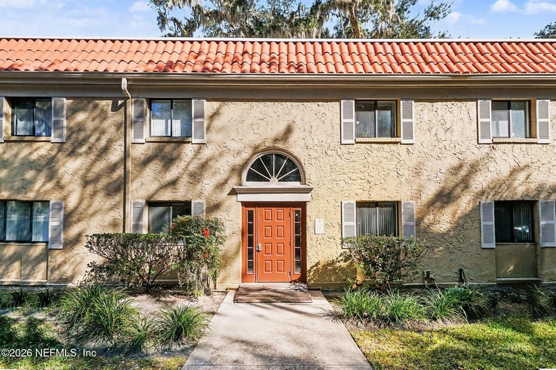 5811 Atlantic Blvd #211, Jacksonville, FL 32207