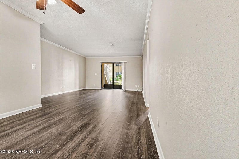 5811 Atlantic Blvd #211, Jacksonville, FL 32207