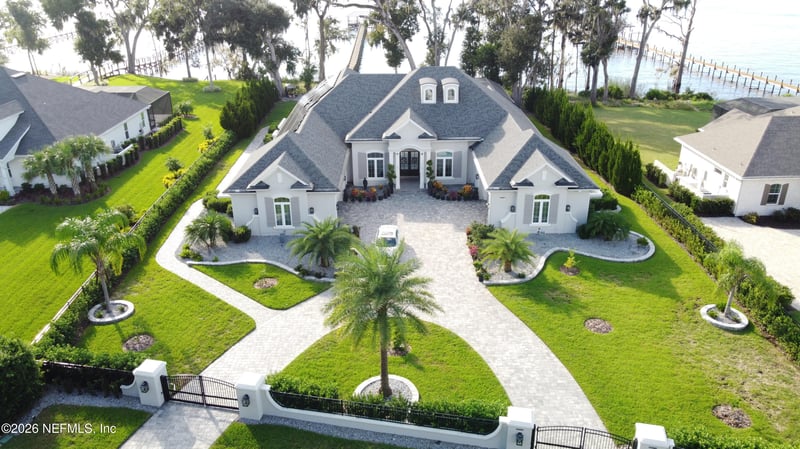 400 Hallowes Cv, St Johns, FL 32259