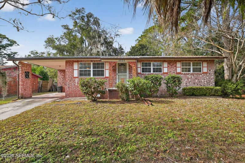 8834 Camphor Dr, Jacksonville, FL 32208