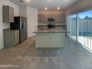 8513 Lilias Cir, Jacksonville, FL 32219