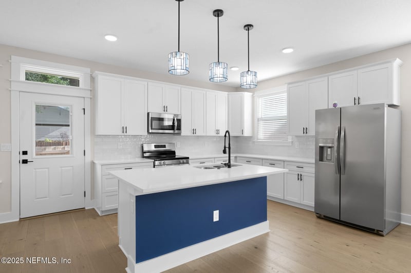 32 10th St, Jacksonville, FL 32206