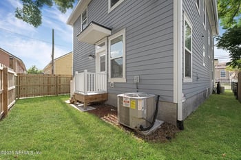 32 10th St, Jacksonville, FL 32206