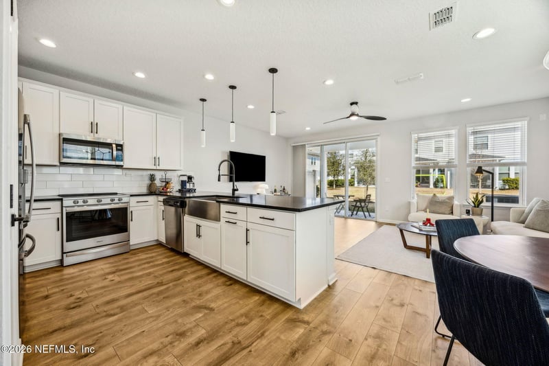 85 Pinebury Ln, St Augustine, FL 32092