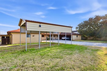 9022 Heckscher Dr, Jacksonville, FL 32226