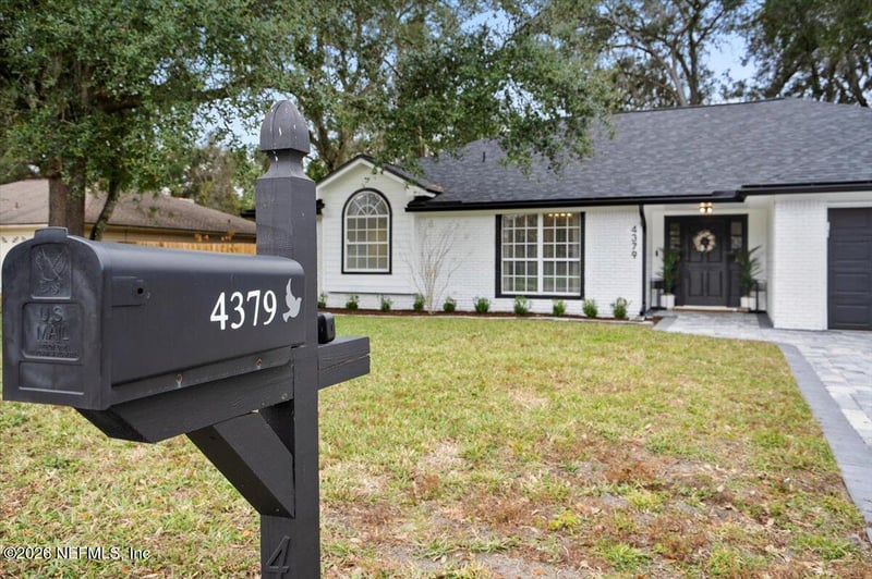 4379 Apple Tree Pl, Jacksonville, FL 32258