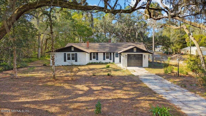 242 Taylor Fury Rd, Pomona Park, FL 32181