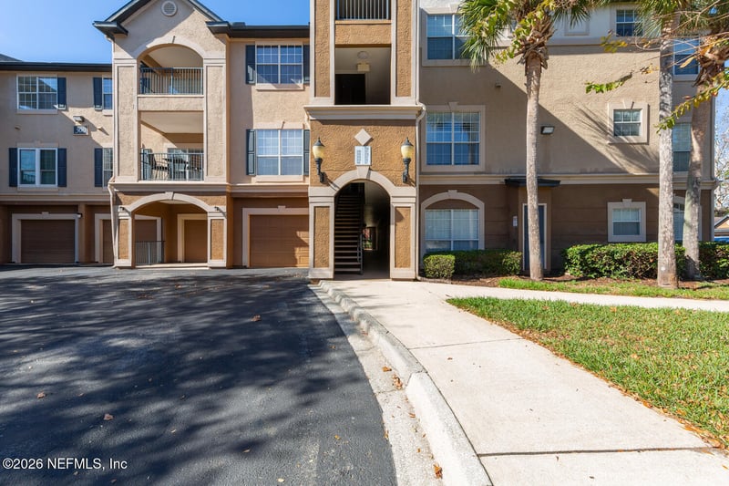 10961 Burnt Mill Rd #317, Jacksonville, FL 32256