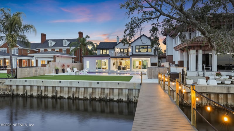 1968 River Rd, Jacksonville, FL 32207