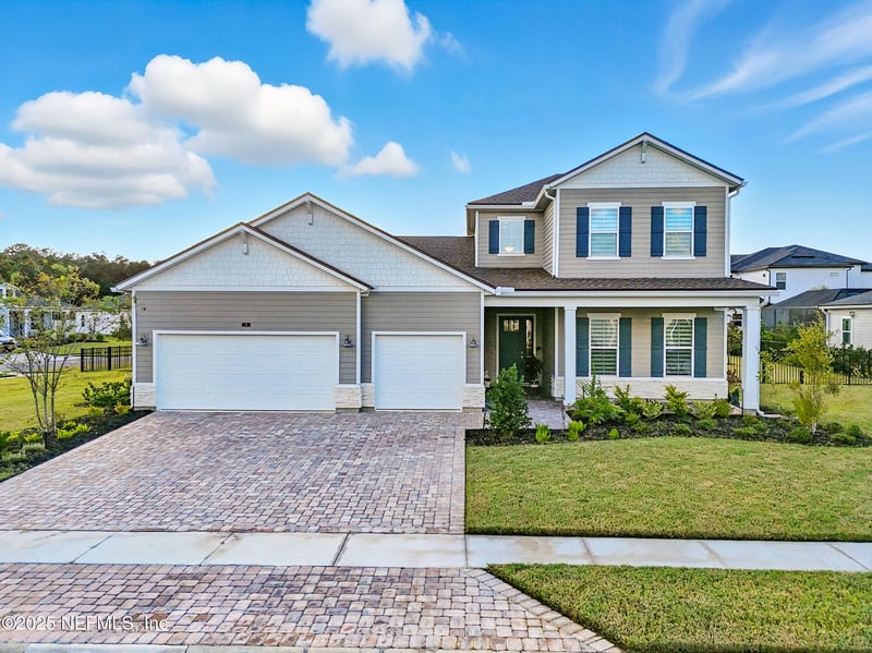 29 Tradesman Ln, St Johns, FL 32259