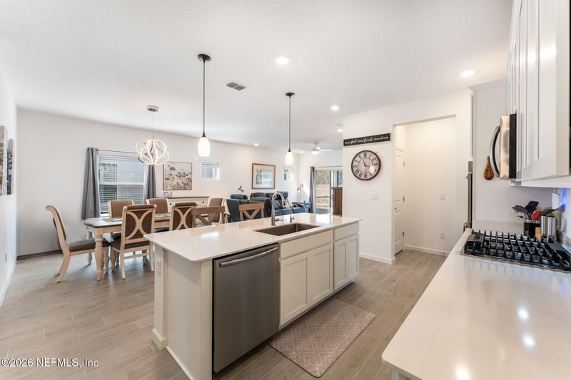 154 Dogleg Rn, St Johns, FL 32259