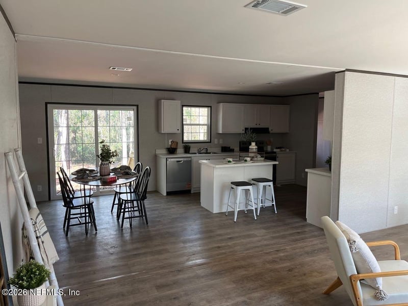 3966 Mustang Rd, Middleburg, FL 32068