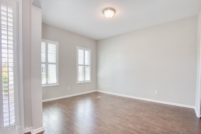 3800 Crossview Dr, Jacksonville, FL 32224