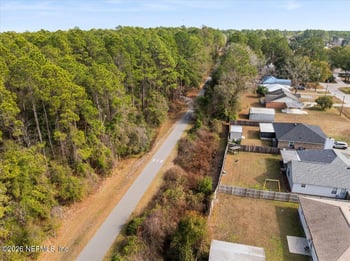 425 3rd St, Baldwin, FL 32234