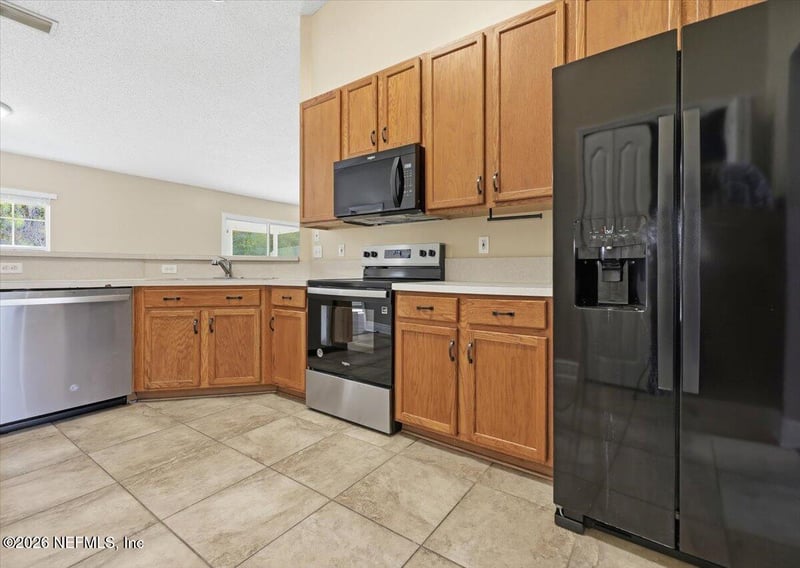 14081 Crestwick Dr, Jacksonville, FL 32218