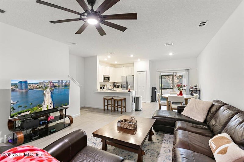 3967 Whippoorwill Holler Ln, Jacksonville, FL 32217