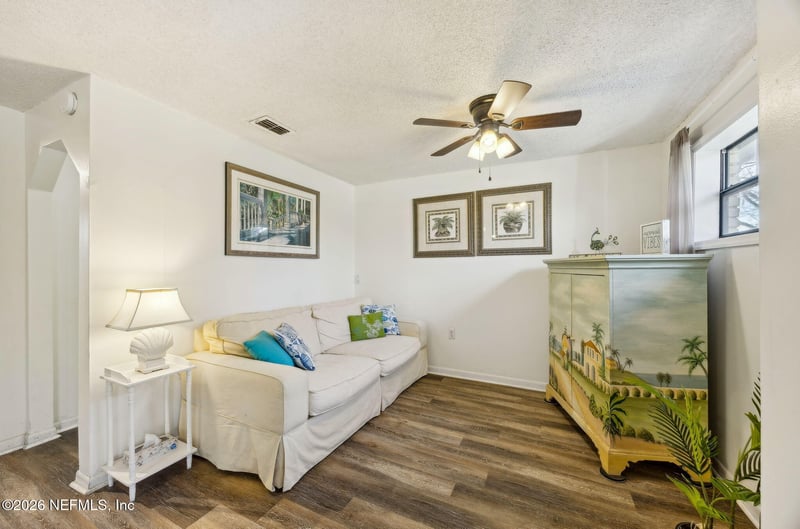 1306 4th St, Fernandina Beach, FL 32034