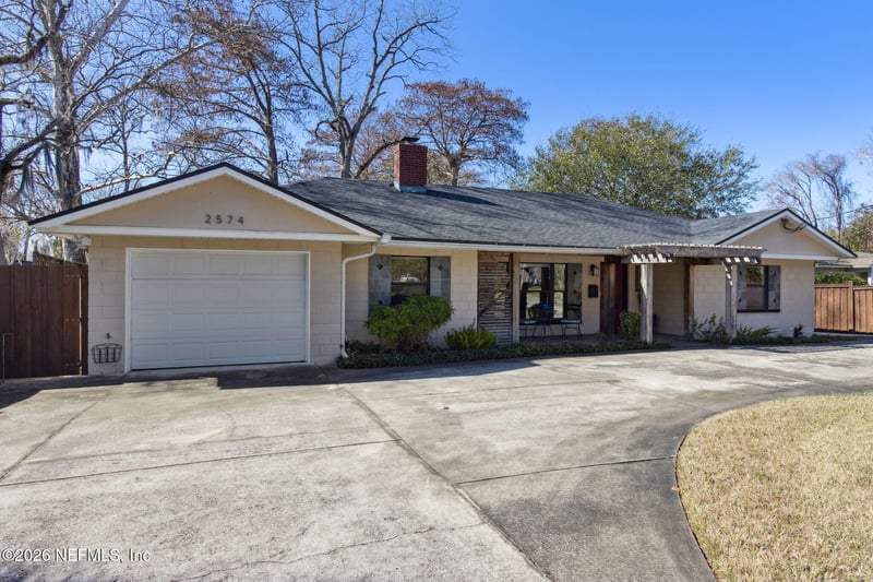 2574 Lake Shore Blvd, Jacksonville, FL 32210