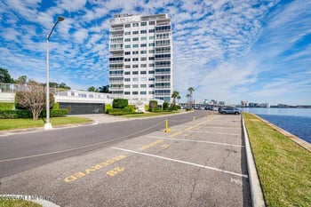 1560 Lancaster Ter #103, Jacksonville, FL 32204