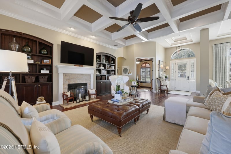 284 St Johns Forest Blvd, St Johns, FL 32259