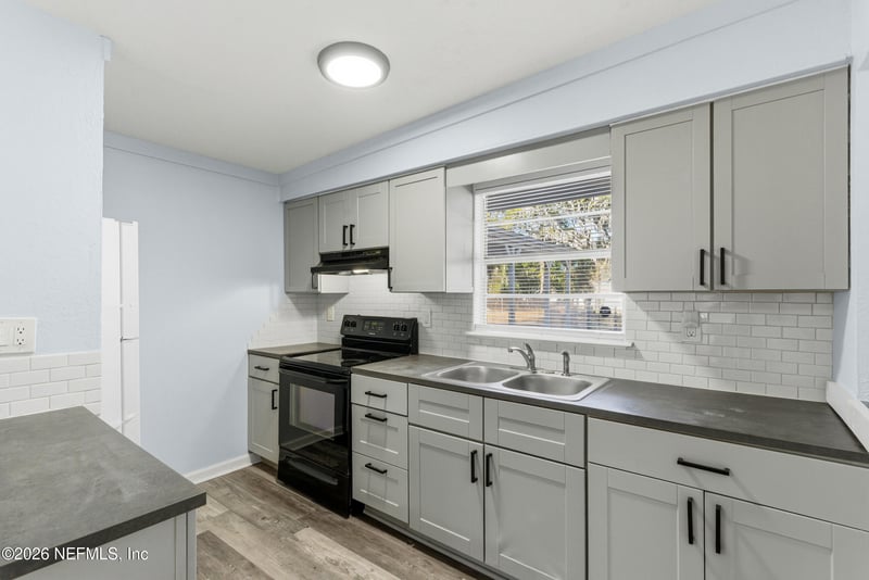 526 56th St, Jacksonville, FL 32208