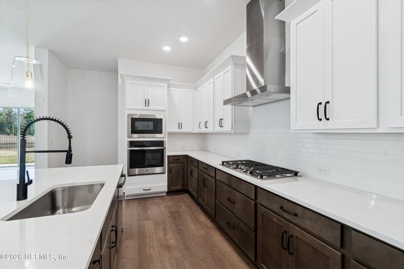 11049 Isotope Ct, Jacksonville, FL 32256