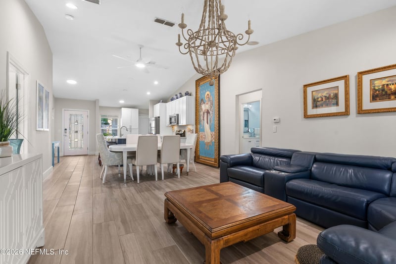 70 Vestavia Ct, Jacksonville, FL 32081