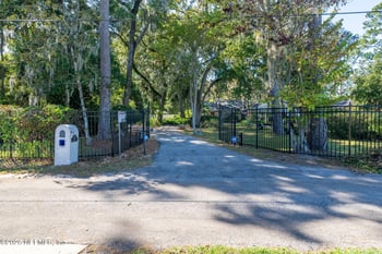 12359 Woodside Ln, Jacksonville, FL 32223