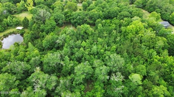 44170 Woodland Cir, Callahan, FL 32011