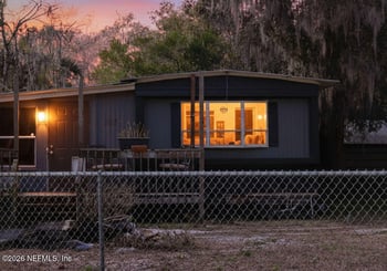 109 Lake Ida Point Dr, Interlachen, FL 32148